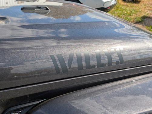 2025 Jeep Gladiator Willys