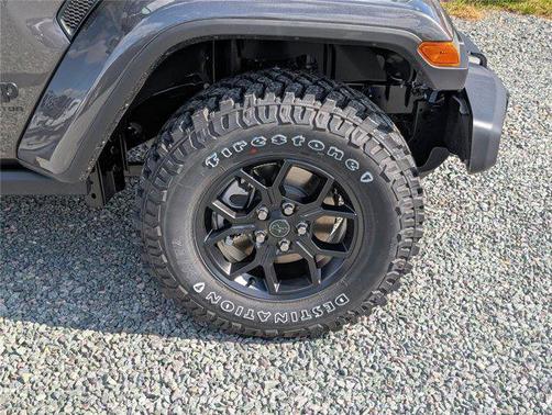 2025 Jeep Gladiator Willys