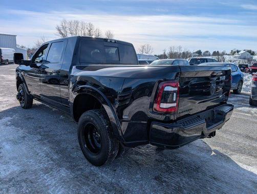 2024 RAM 3500 Limited Mega Cab 4x4 6'4' Box