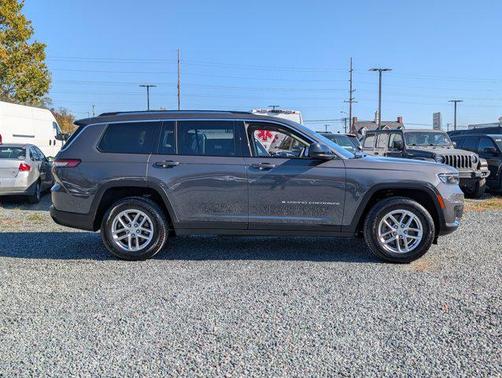 2023 Jeep Grand Cherokee L Laredo
