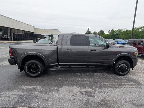 Granite Crystal Metallic Clearcoat 2022 RAM 3500 Laramie Mega Cab 4x4 6'4' Box