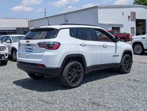 2025 Jeep Compass Latitude