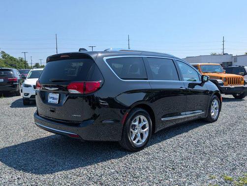 2019 Chrysler Pacifica Limited