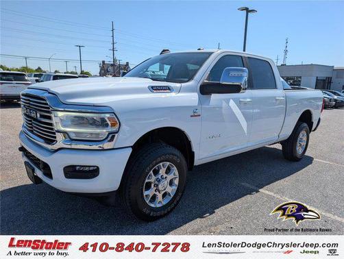 Bright White Clearcoat 2024 RAM 2500 Laramie Crew Cab 4x4 6'4' Box
