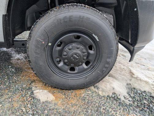 2026 RAM 2500 Tradesman Crew Cab 4x4 6'4' Box