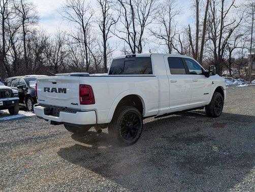 2025 RAM 3500 Limited Mega Cab 4x4 6'4' Box