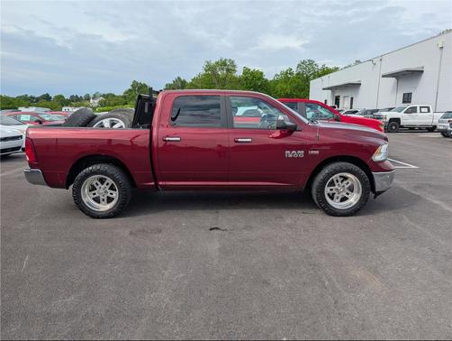 Delmonico Red Pearlcoat 2017 RAM 1500 Big Horn