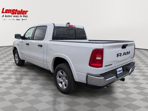 Bright White Clearcoat 2026 RAM 1500 Big Horn/Lone Star