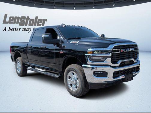2025 RAM 2500 Tradesman Crew Cab 4x4 6'4' Box