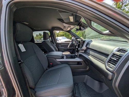 2025 RAM 2500 Big Horn Crew Cab 4x4 6'4' Box