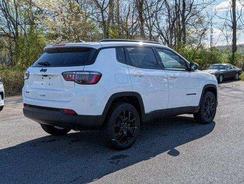 2025 Jeep Compass Latitude