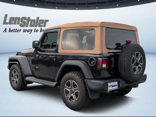 2020 Jeep Wrangler Black and Tan 4X4