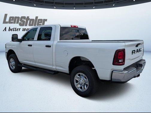 2025 RAM 2500 Tradesman Crew Cab 4x4 6'4' Box