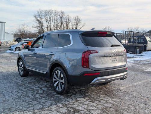 2022 Kia Telluride S