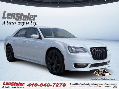 2023 Chrysler 300 Touring