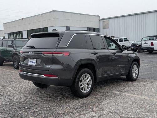 2023 Jeep Grand Cherokee Laredo