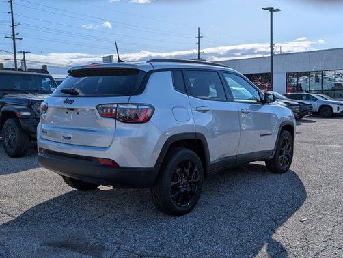 2025 Jeep Compass Latitude