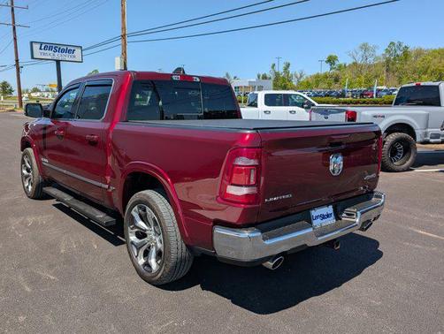 Delmonico Red Pearlcoat 2023 RAM 1500 Limited