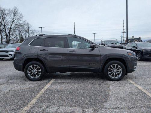 2021 Jeep Cherokee Latitude Lux