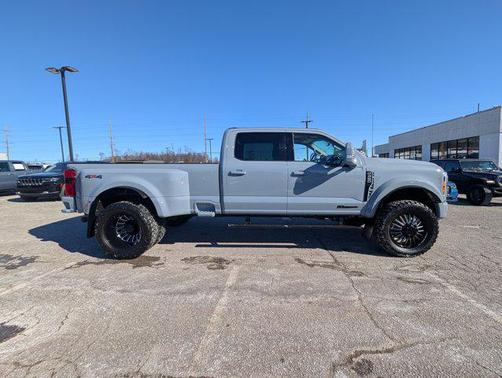 2026 Ford F-450 Lariat