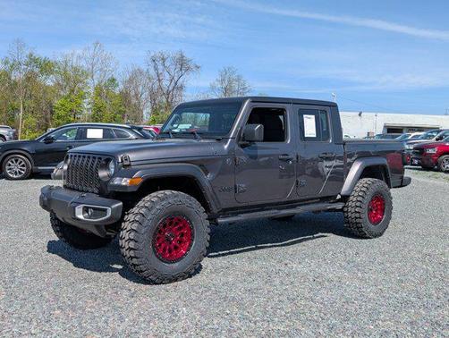 2022 Jeep Gladiator Sport S