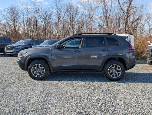 2022 Jeep Cherokee Trailhawk
