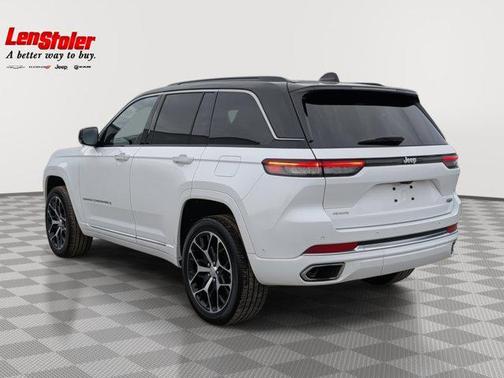 2024 Jeep Grand Cherokee Summit