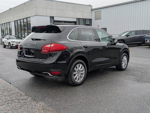 Black 2013 Porsche Cayenne Diesel