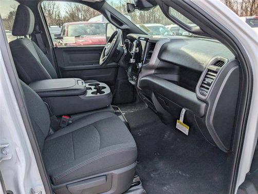 Bright White Clearcoat 2026 RAM 2500 Tradesman Crew Cab 4x4 6'4' Box