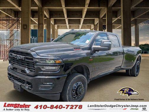 2025 RAM 3500 Big Horn Crew Cab 4x4 8' Box