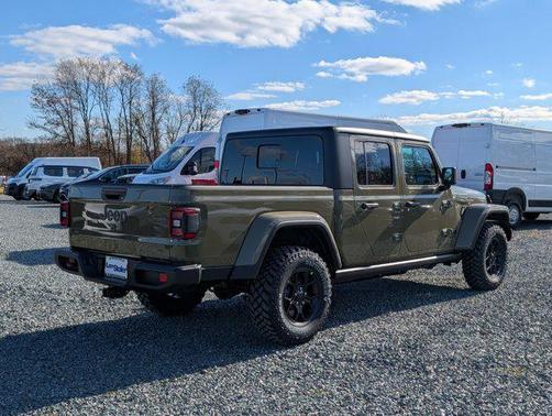 2026 Jeep Gladiator Willys 4x4