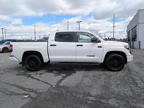 2020 Toyota Tundra SR5