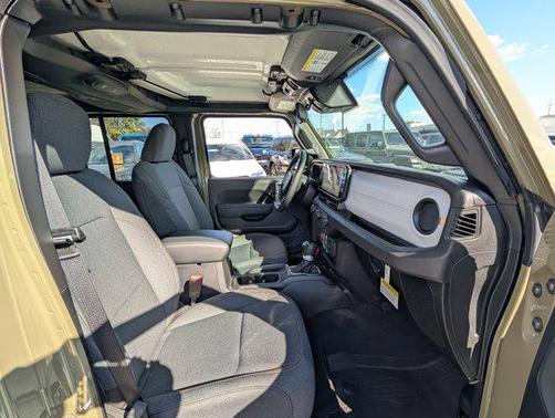 2025 Jeep Gladiator Sport S