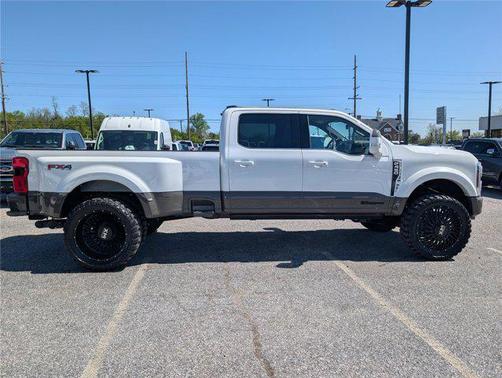 Star White Metallic Tri-Coat 2026 Ford F-450 King Ranch