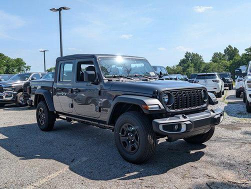 2025 Jeep Gladiator Sport