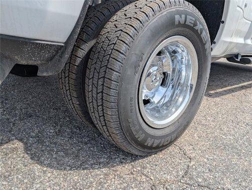 Bright White Clearcoat 2026 RAM 3500 Tradesman Crew Cab 4x4 8' Box