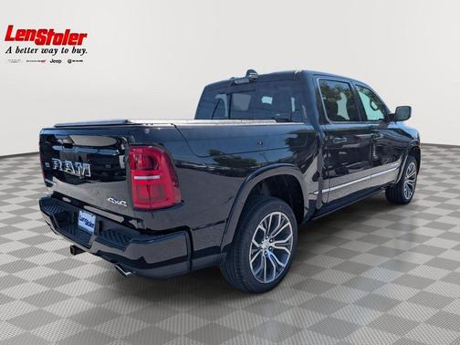 Diamond Black Crystal Pearlcoat 2026 RAM 1500 ST