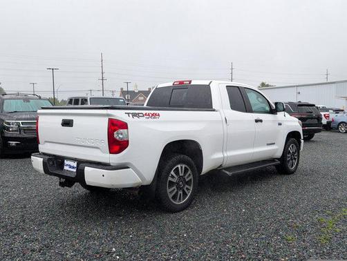 2018 Toyota Tundra SR5