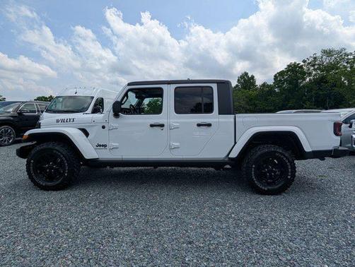 2022 Jeep Gladiator Willys 4x4