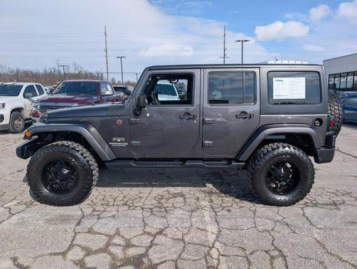 2016 Jeep Wrangler Unlimited Sahara