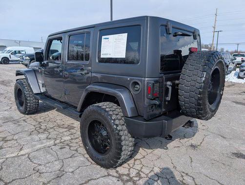 2016 Jeep Wrangler Unlimited Sahara