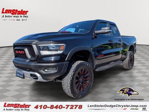 Diamond Black Crystal Pearlcoat 2019 RAM 1500 Rebel