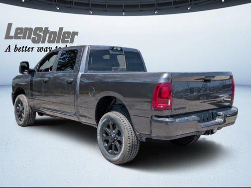 2025 RAM 2500 Big Horn Crew Cab 4x4 6'4' Box