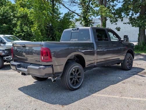 2025 RAM 2500 Big Horn Crew Cab 4x4 6'4' Box