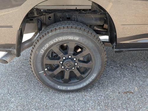 2025 RAM 2500 Big Horn Crew Cab 4x4 6'4' Box