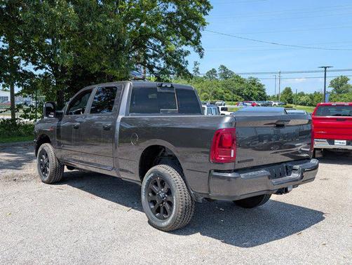 2025 RAM 2500 Big Horn Crew Cab 4x4 6'4' Box