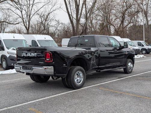 2026 RAM 3500 Tradesman Crew Cab 4x4 8' Box