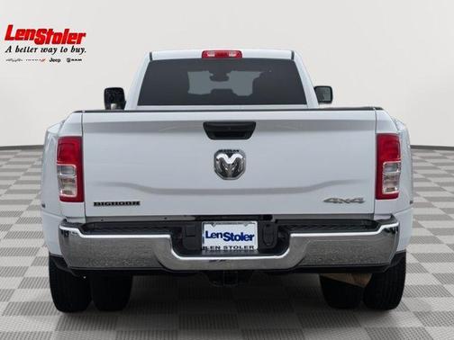 2024 RAM 3500 Big Horn Crew Cab 4x4 8' Box