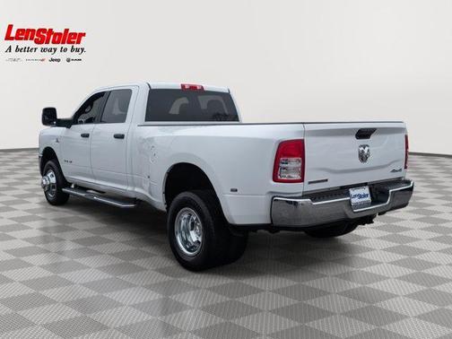 2024 RAM 3500 Big Horn Crew Cab 4x4 8' Box