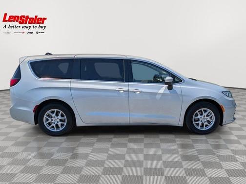 Silver Mist Clearcoat 2023 Chrysler Pacifica Touring L